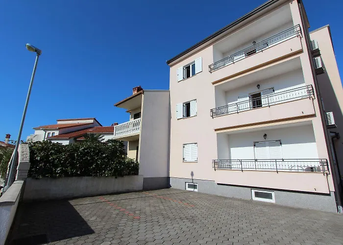 Beeindruckendes Apartment Mit Dachterrasse, Meerblick, Babybett, Klima, Privatparkplatz