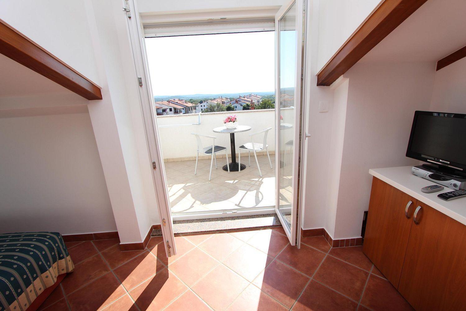 Beeindruckendes Mit Dachterrasse, Meerblick, Babybett, Klima, Privatparkplatz * Rovigno